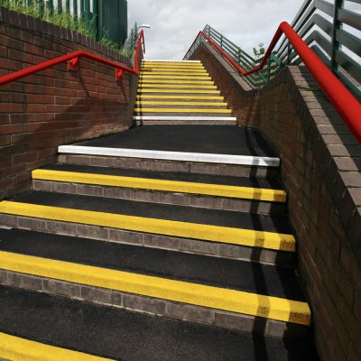 COBA Nakładki GRP na schody